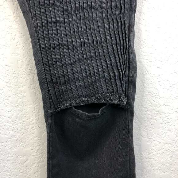Each x Other Contrast Panel Moto Jeans Knee Slit - Picture 5 of 13